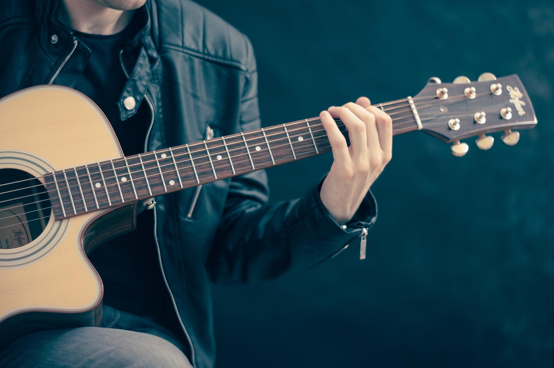 The best guitars to buy for beginners to suit your individual needs.